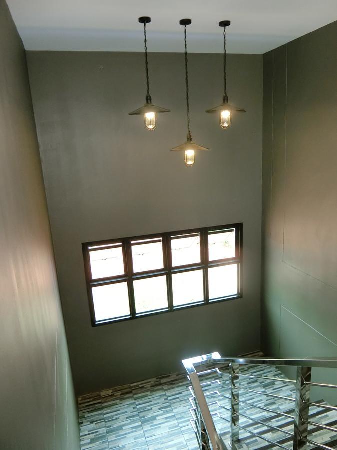 The Rabbit House Hotel Thong Pha Phum Bagian luar foto