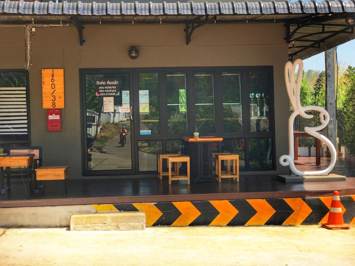 The Rabbit House Hotel Thong Pha Phum Bagian luar foto