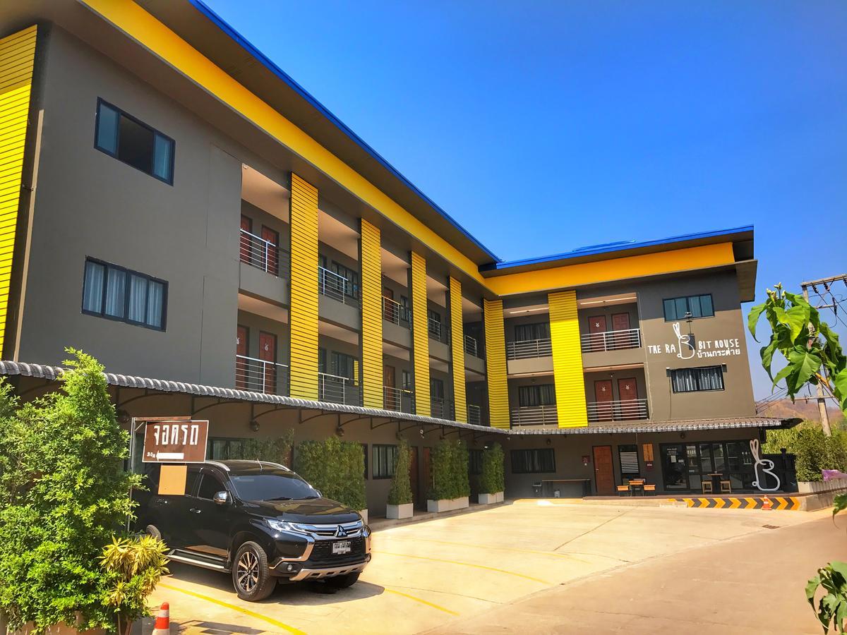 The Rabbit House Hotel Thong Pha Phum Bagian luar foto