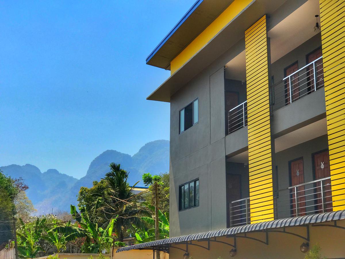 The Rabbit House Hotel Thong Pha Phum Bagian luar foto