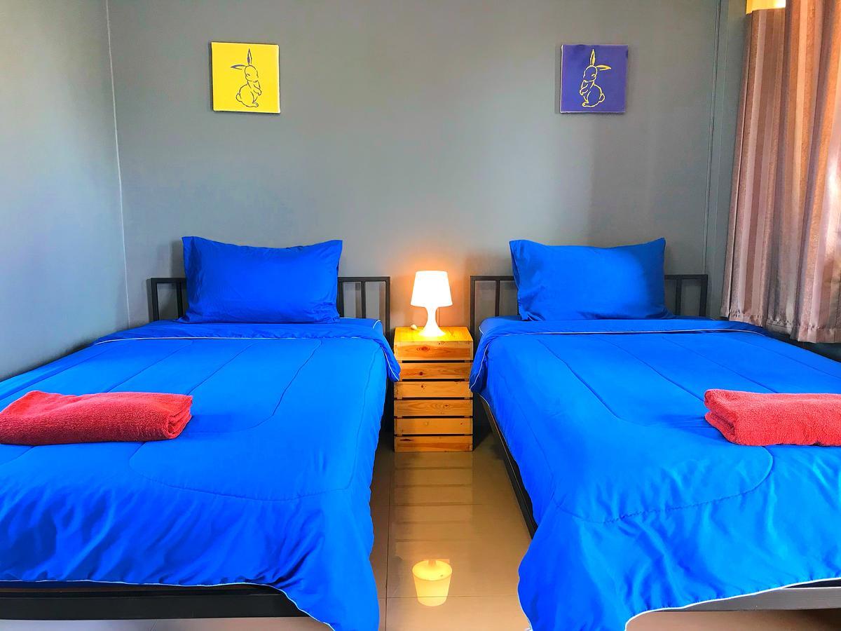The Rabbit House Hotel Thong Pha Phum Bagian luar foto