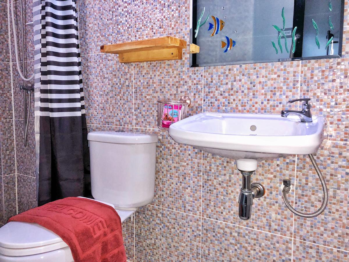 The Rabbit House Hotel Thong Pha Phum Bagian luar foto